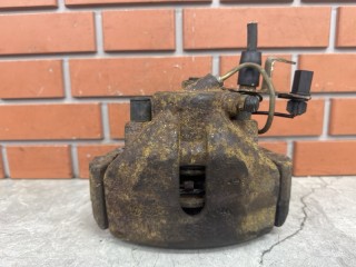 Суппорт передний правый Audi A4 B7 2004-2009, 8E0615124A