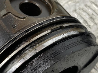 Поршень, BMW 5 E39 2000-2004