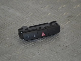 Кнопка аварийной сигнализации Opel Insignia 2008-2013, 13324594