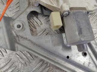 Стеклоподъемник электрический передний правый, ориг. номер A906720046, Mercedes Sprinter 2006-2014