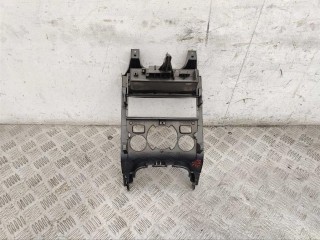Рамка под магнитолу, ориг. номер 9685099877, Peugeot 3008 2009-2013