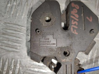 Замок капота, ориг. номер 9483765, 9483764, Volvo V70 2000-2004