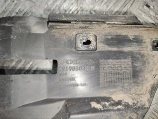Кронштейн крепления бампера переднего, ориг. номер 09190303, Volvo V70 2000-2004