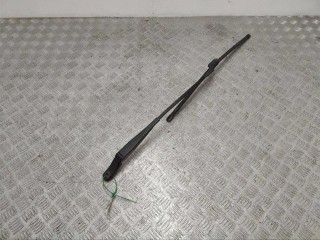 Щеткодержатель (поводок стеклоочистителя, дворник), ориг. номер 9683098980, Peugeot 3008 2009-2013