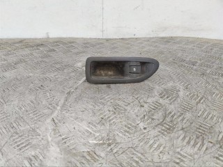 Кнопка стеклоподъемника заднего левого, ориг. номер 8200016013, Renault Laguna 2 2001-2005