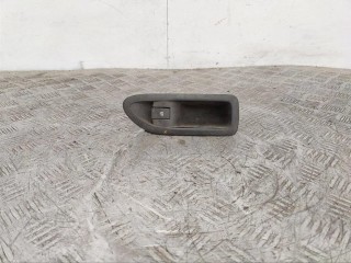 Кнопка стеклоподъемника заднего правого, ориг. номер 8200016014, Renault Laguna 2 2001-2005