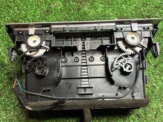 дефлектор обдува салона центральный, ориг. номер 4LO820951, Audi Q7 4L 2005-2009