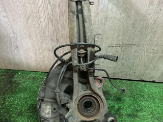 кулак передний левый, ориг. номер 7L0407257A, Audi Q7 4L 2005-2009