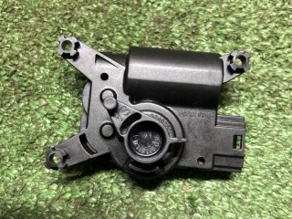 моторчик заслонки печки, ориг. номер 7L0907511AE, Audi Q7 4L 2005-2009