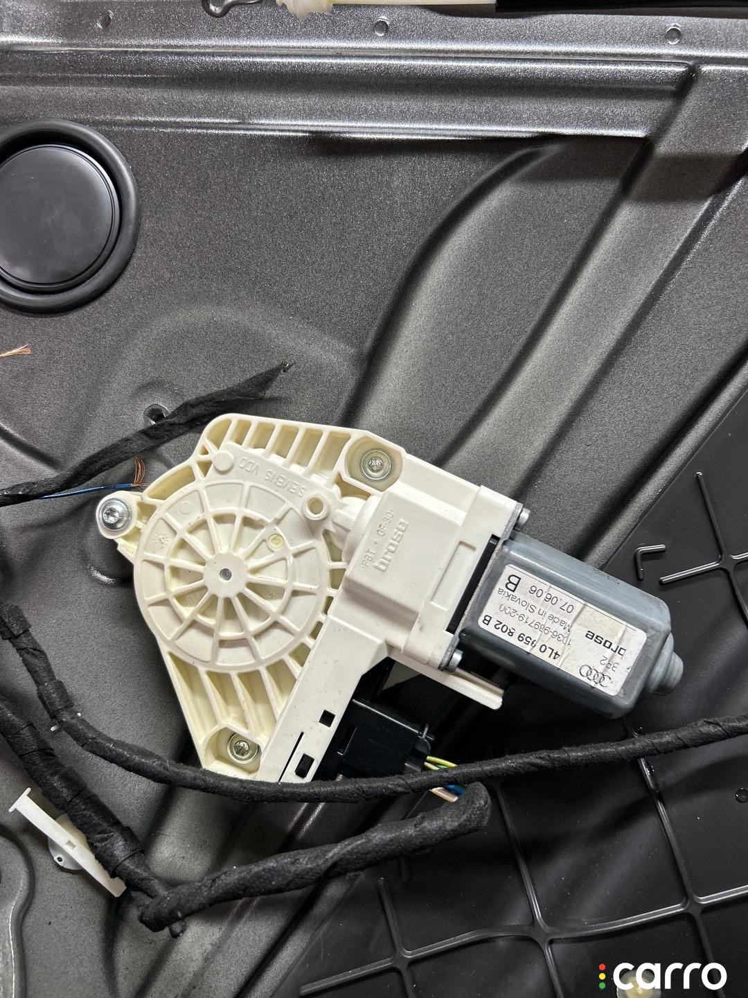 моторчик стеклоподъемника задний правый Audi Q7 4L 2005-2009, левый руль, 4L0959802B, фото 1