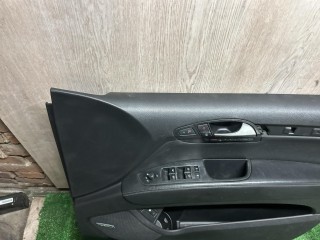 обшивка двери передней правой, Audi Q7 4L 2005-2009