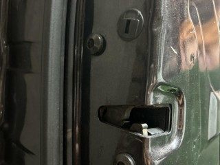 замок двери передней правой, Audi Q7 4L 2005-2009