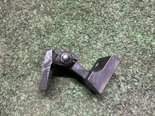 петля двери передней левой, ориг. номер 7L0833401A, Audi Q7 4L 2005-2009