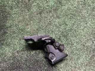 петля двери задней правой, ориг. номер 4L0833412, Audi Q7 4L 2005-2009