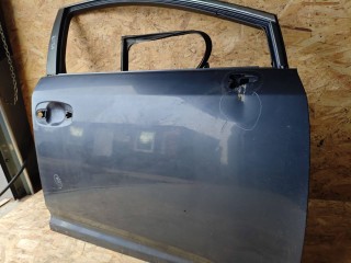 дверь передняя правая, Toyota Avensis 3 поколение T270 2008-2011