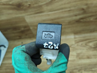 ручка открывания капота, Toyota Avensis Verso 1 поколение 2001-2003