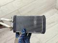 радиатор отопителя (печки) Toyota Avensis Verso 1 поколение 2003г. - фото №6