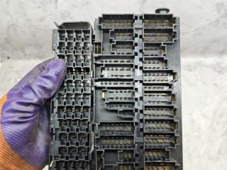 блок предохранителей, ориг. номер 357937039, Volkswagen Caravelle T4 1991-2003