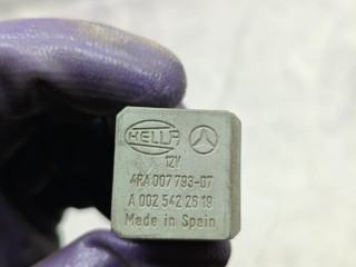реле (прочие), ориг. номер A0025422619, Mercedes-Benz M W163 [рестайлинг] 2001-2005