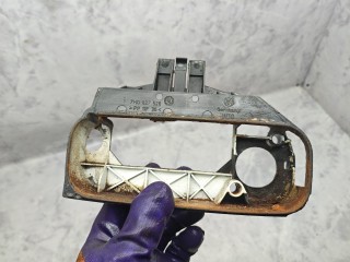 ручка багажника, ориг. номер 7H0827526, Volkswagen Transporter T5 2002-2009