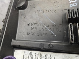 крышка блока предохранителей, ориг. номер 1635400182, Mercedes-Benz M W163 [рестайлинг] 2001-2005