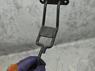 кронштейн замка капота, ориг. номер 2990177, BMW X1 E84 [рестайлинг] 2012-2015