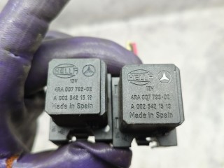 реле (прочие), ориг. номер A0025421519, Mercedes-Benz M W163 [рестайлинг] 2001-2005
