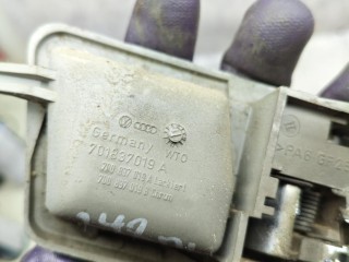 ручка внутренняя двери передней левой, ориг. номер 701837019A, Volkswagen Transporter T4 1991-2003