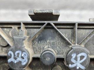 панель фонаря заднего правая, ориг. номер A1638200077, Mercedes-Benz M W163 [рестайлинг] 2001-2005