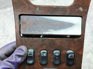 рамка обрамление кулисы, ориг. номер A1636809136, Mercedes-Benz M W163 [рестайлинг] 2001-2005