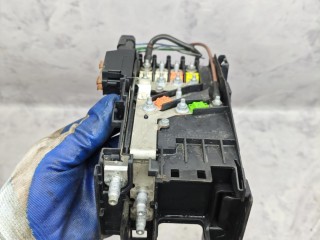 блок предохранителей, ориг. номер 9666527680, Peugeot 5008 1 поколение 2009-2013