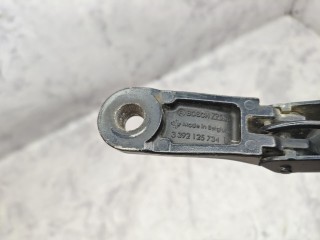 поводок стеклоочистителя левый, ориг. номер 9672059480, Peugeot 5008 1 поколение 2009-2013
