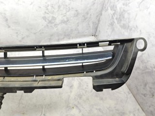 решетка радиатора, ориг. номер 9686182777, Peugeot 5008 1 поколение 2009-2013