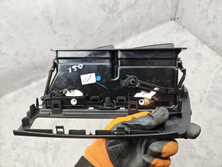 дефлектор обдува салона, ориг. номер 9686528077, Peugeot 5008 1 поколение 2009-2013