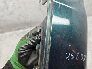 ус под фонарь правый, ориг. номер 7H0807322A, Volkswagen Multivan T5 2003-2009