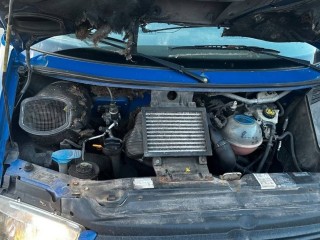 Volkswagen Caravelle T4 2001г. 2.5 л. - фото №6