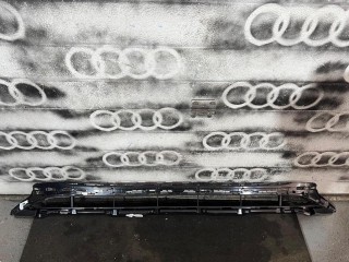 решетка в бампер Audi Q7 4M [рестайлинг] 2019-2024, 4M0807647F