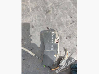 замок двери передней правой, Ford Escort 5 1991-1996