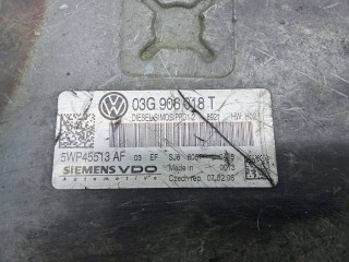 Блок управления двигателем Volkswagen Passat B6 2005-2010