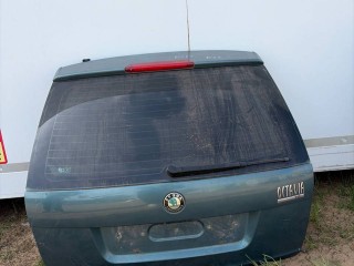 Крышка багажника (дверь 3-5) Skoda Octavia 2 (A5) 2004-2009