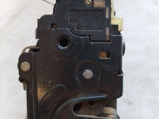 Замок двери задней левой Volkswagen Passat B5 2000-2005