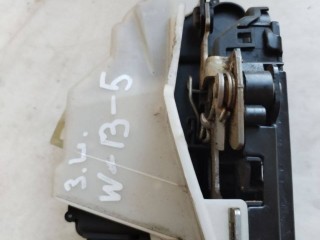 замок двери задней левой, Volkswagen Passat B5 2000-2005