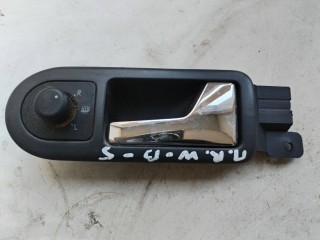Ручка внутренняя двери передней правой Volkswagen Passat B5 2000-2005