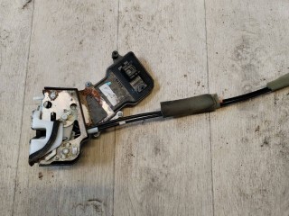 Замок двери задней правой Mazda 6 GG 2002-2005