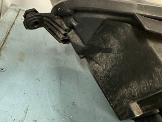 Фара правая, Volkswagen Golf 5 2003-2009