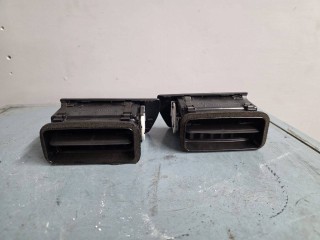 Дефлектор обдува салона передний, Opel Astra H 2004-2007