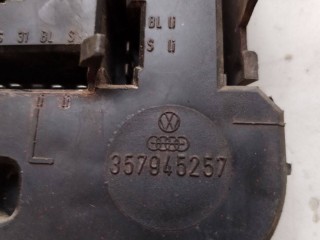панель фонаря заднего левая, ориг. номер 357945257, Volkswagen Passat B3 1988-1997