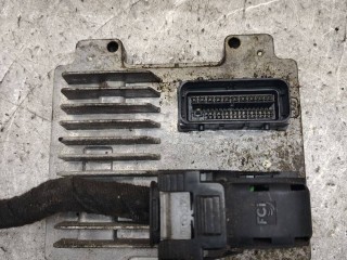 Блок управления двигателем, ориг. номер 55583746, Opel Astra G 1998-2009