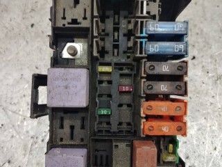 Блок предохранителей, ориг. номер 8200276459, Renault Scenic 2 2003-2006