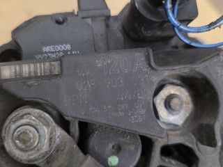 Генератор, ориг. номер 028903031, 0124515083, Volkswagen Passat B5 2000-2005